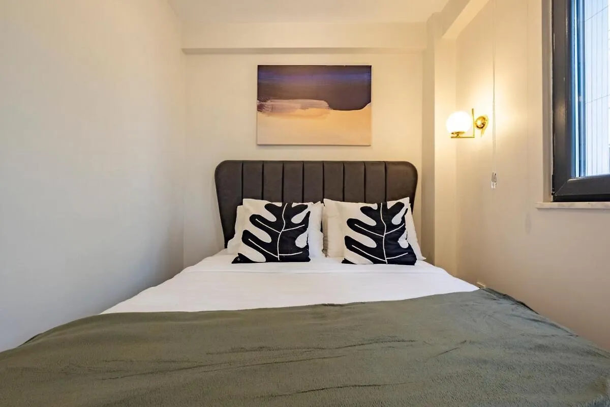 Family 3-Bedroom Duplex With Terrace And Elevator Istambul Apartamento