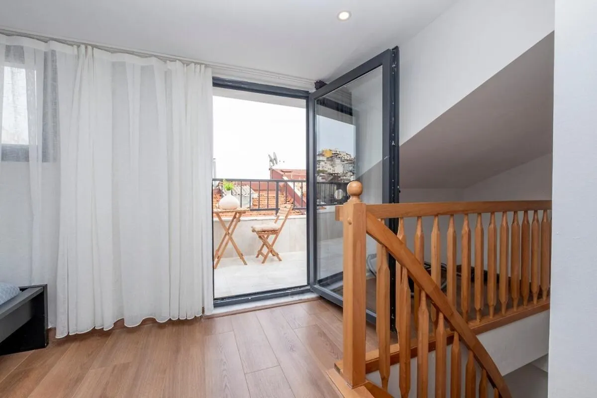 Apartamento Family 3-Bedroom Duplex With Terrace And Elevator Istambul